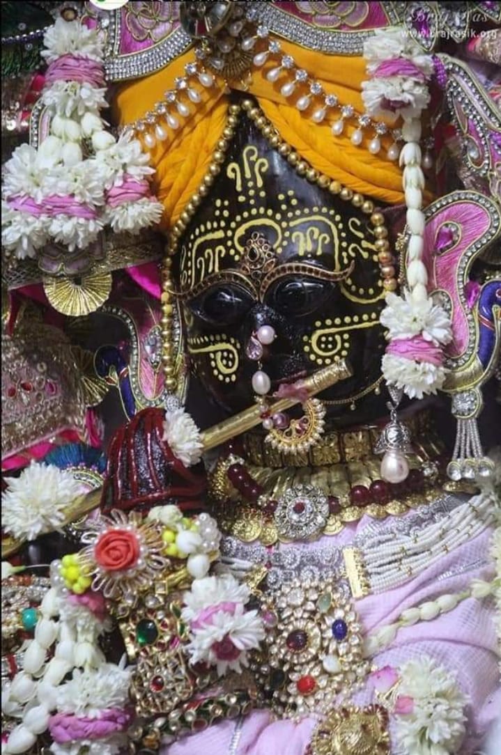 राधा नाम के भाव के लिए श्री राधावल्लभलाल जी का दर्शन